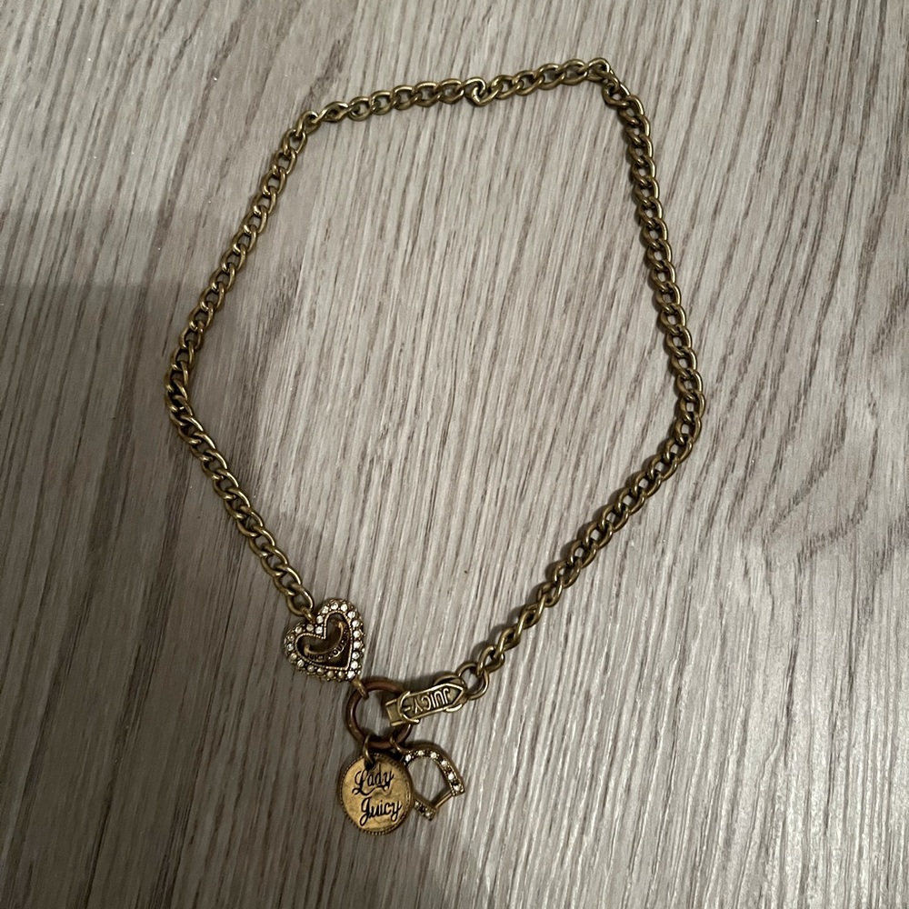 Juicy couture gold necklace